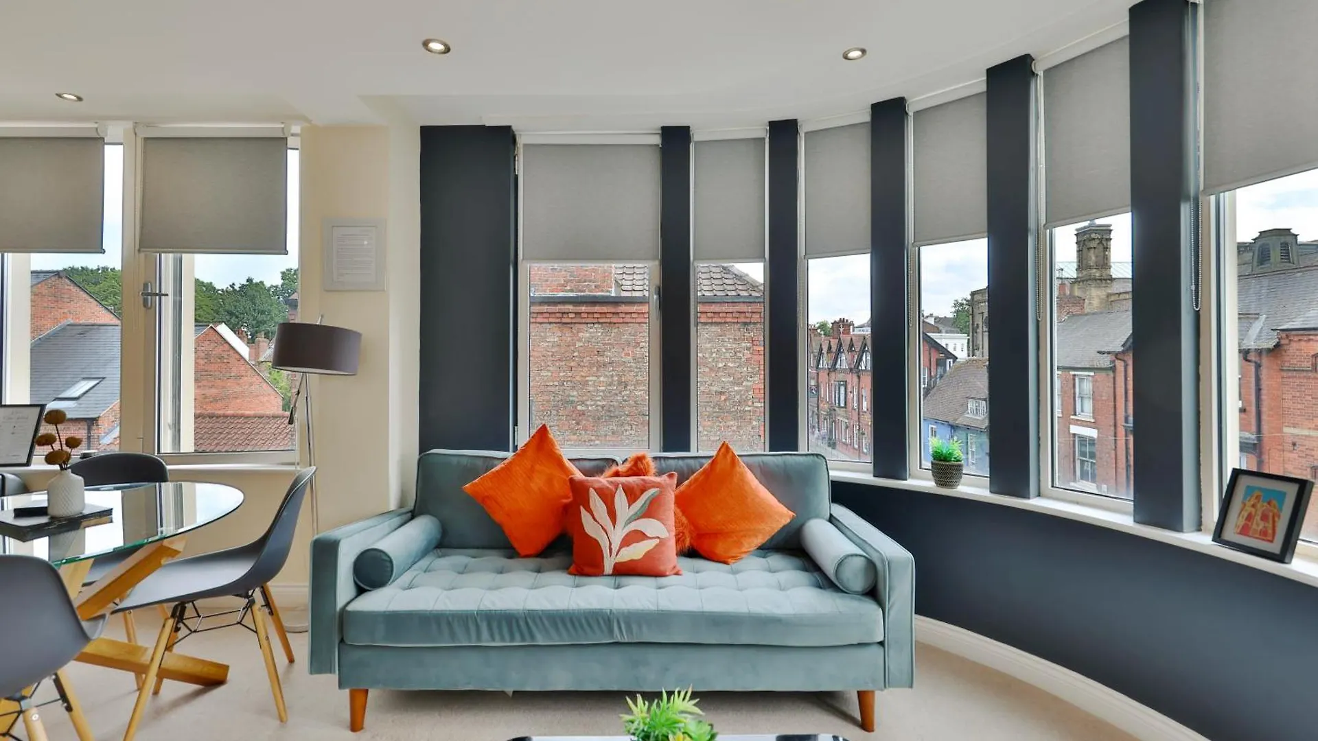 Aspire - 2 Bed, Parking, 3 Minute Walk To Minster Daire York